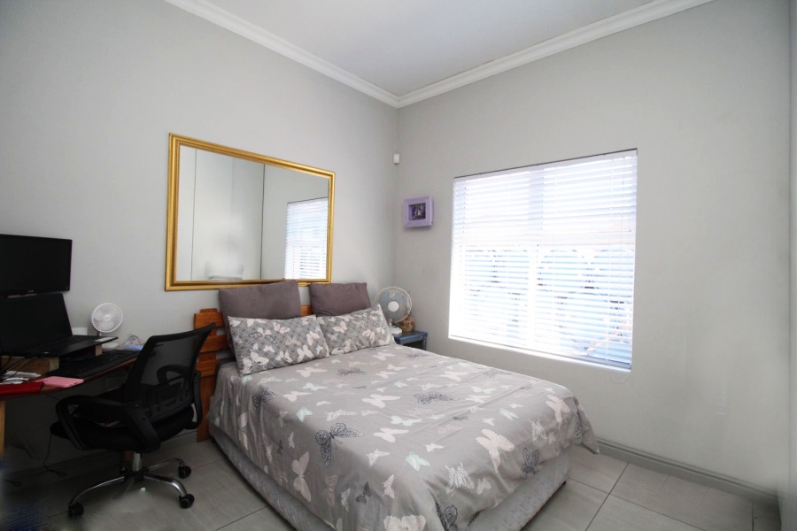 2 Bedroom Property for Sale in Vredenburg Western Cape